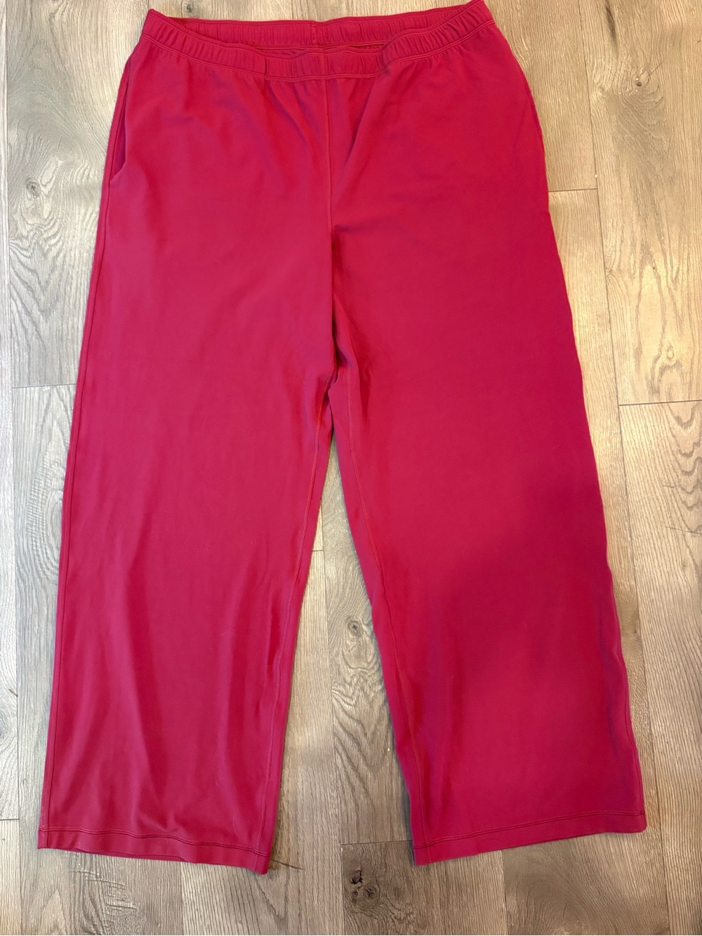 Aritzia Butter Recovery Pant in Red